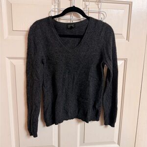 100% Cashmere Charter Club Women’s V-Neck Sweater PETITE